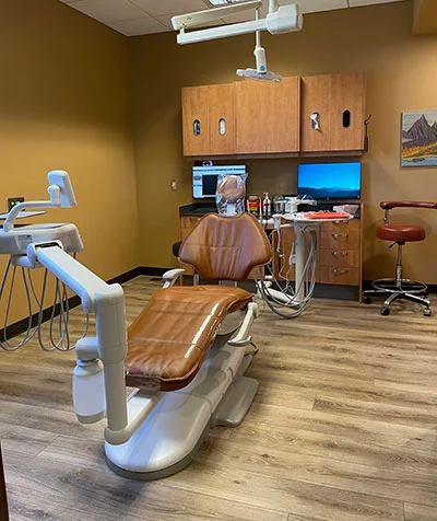 dental chair in one of the exam rooms at Webb Dental Care in East Wenatchee, WA